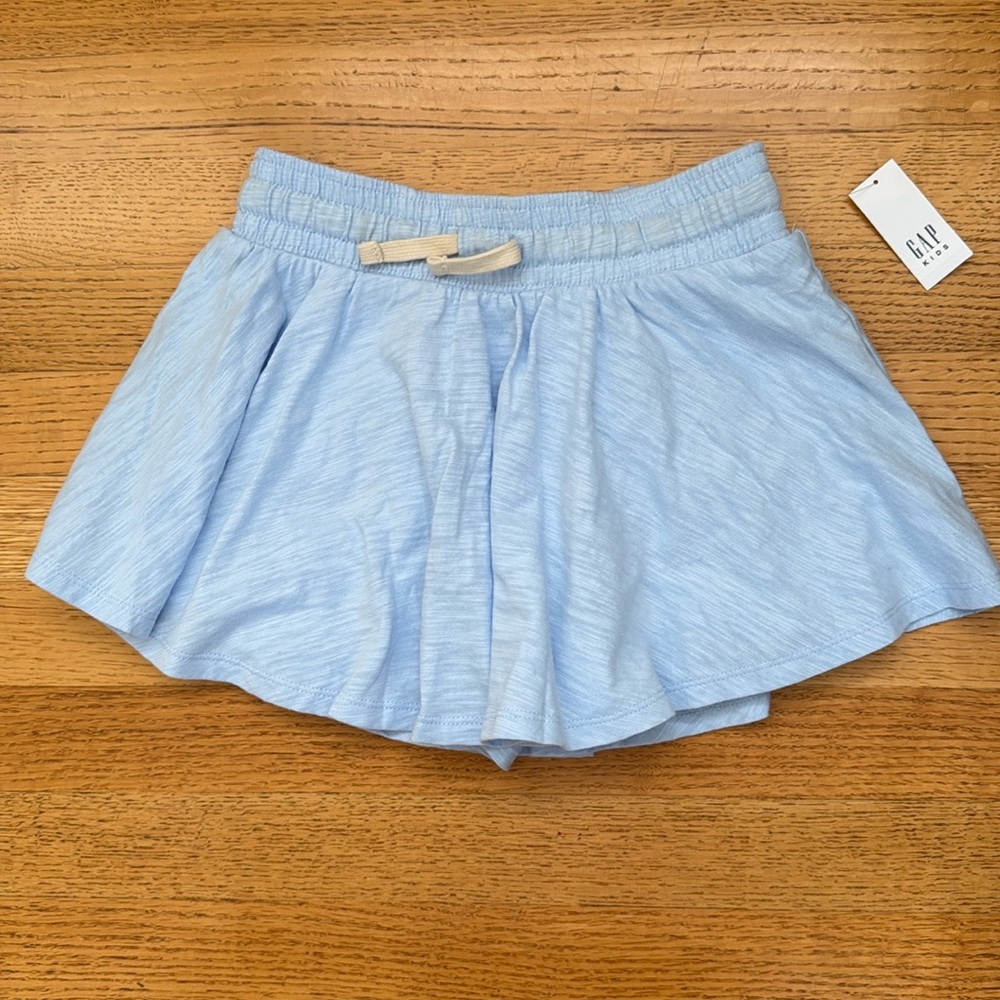 NWT: Gap Cotton Skort M